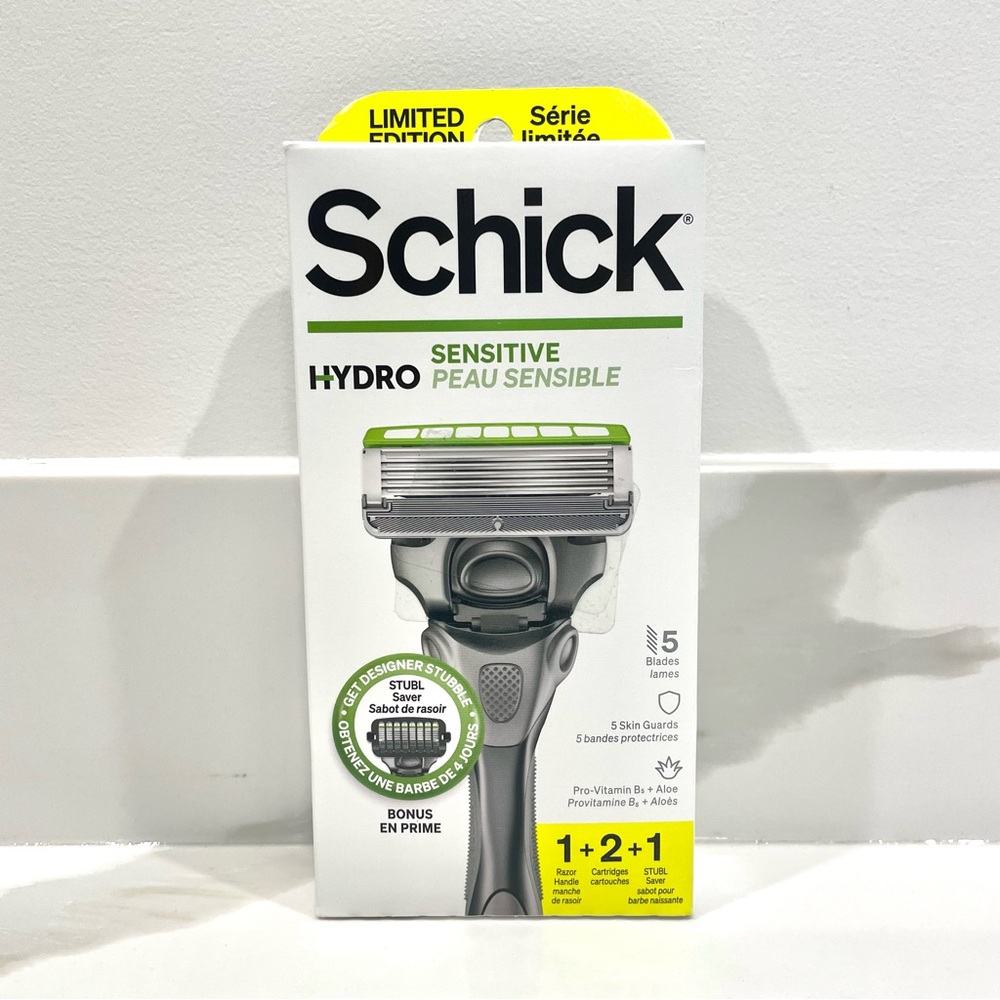 🔵3/$25 NEW Schick Hydro Sensitive Razor